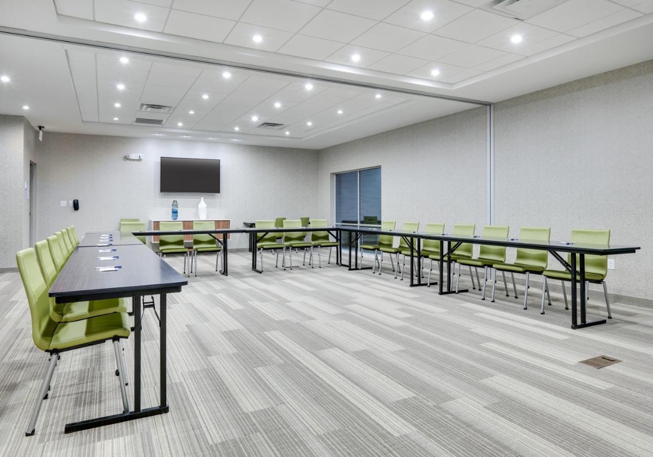 Holiday Inn Express - Kermit By Ihg Exteriör bild