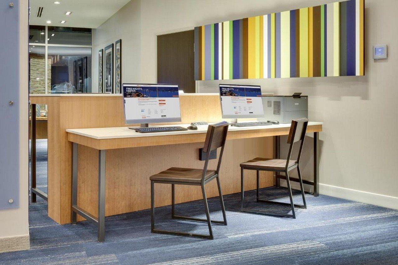 Holiday Inn Express - Kermit By Ihg Exteriör bild